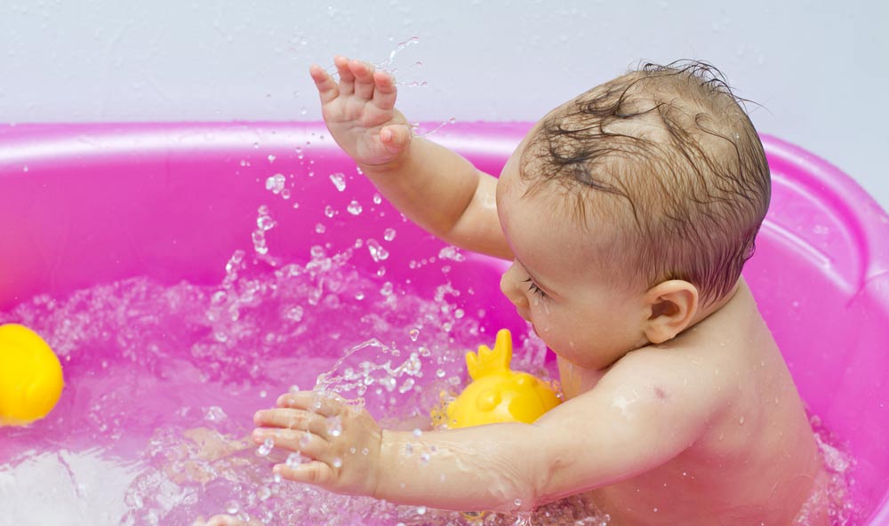 Babybadewannen-Zubehör: Welche Badewannen gibt es?